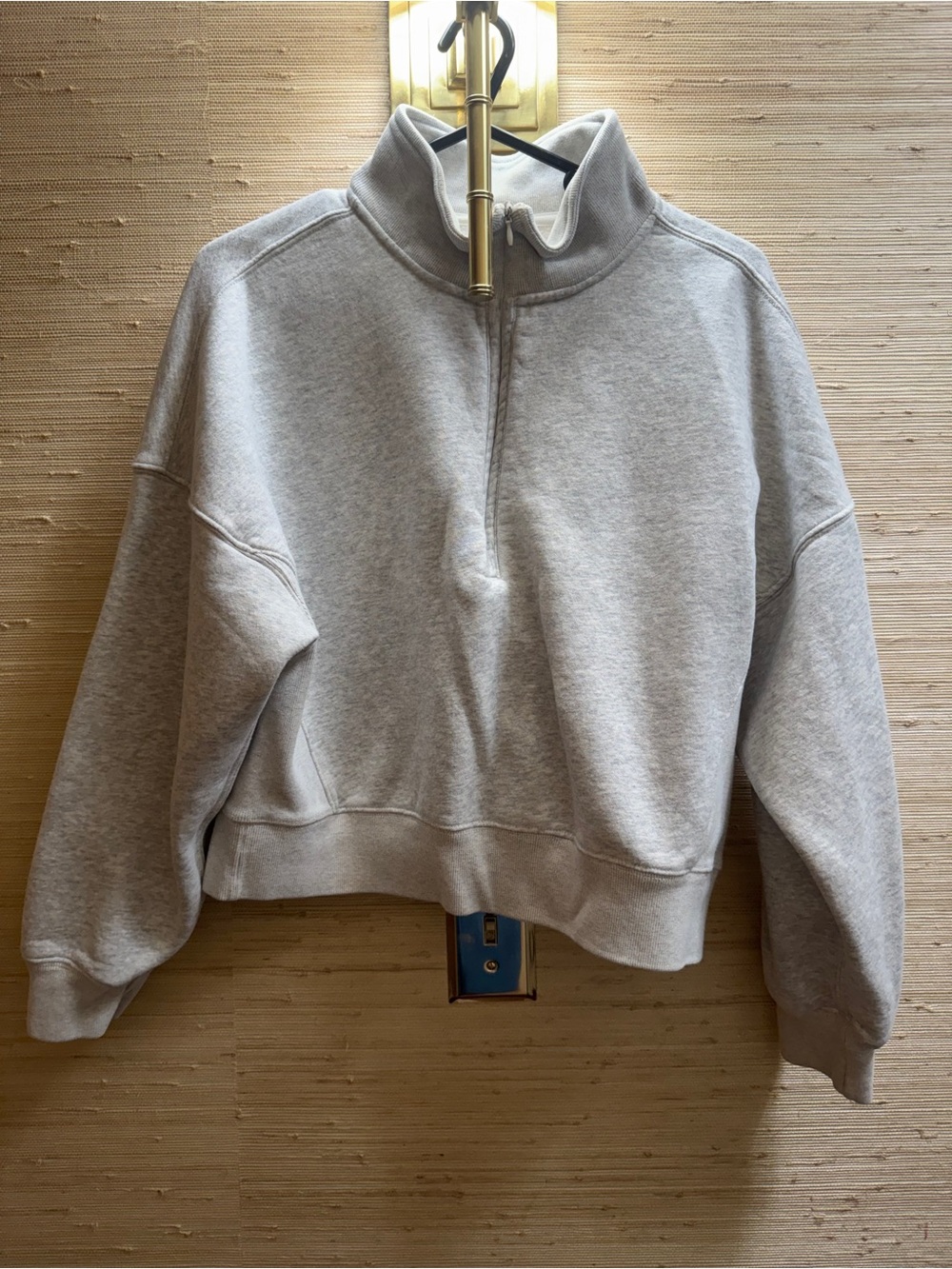 Abercrombie & Fitch - Half-Zip Sweatshirt - Picture 2 of 5